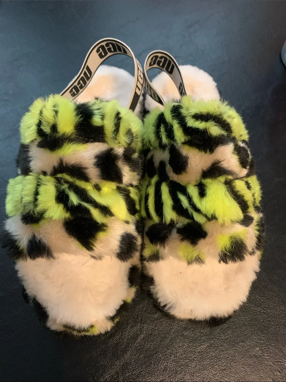 UGG Neon Green Black and Cream Leopard Faux-Fur Slide Sandals, Sz 4, GUC